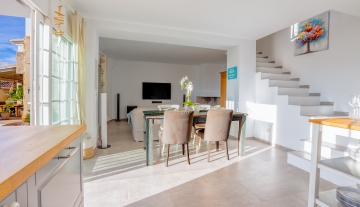 Resa Estates Ibiza sale te koop Villa hills Can Furnet living staia.jpg